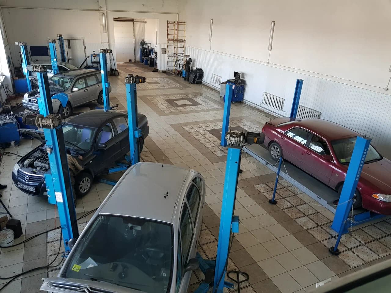 Легковые автомобили
